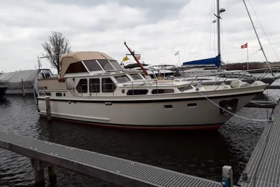 1987 Valkkruiser 12.20