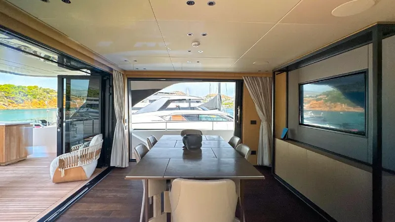 Flori Yacht Photos Pics 