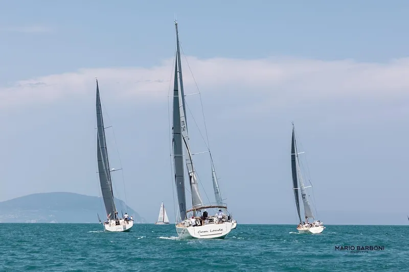 Cum Laude Yacht Photos Pics Dufour 512 Grand Large