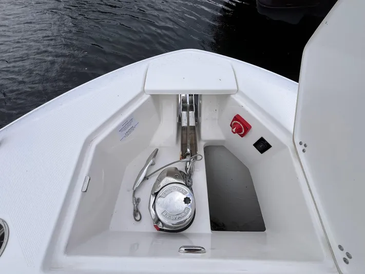  Yacht Photos Pics 2022 REGAL 36 XO - Image 19