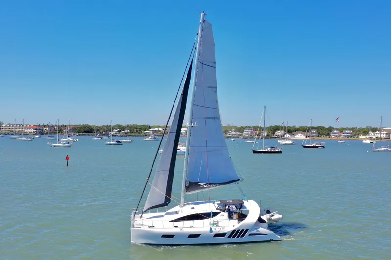 Fido Yacht Photos Pics 