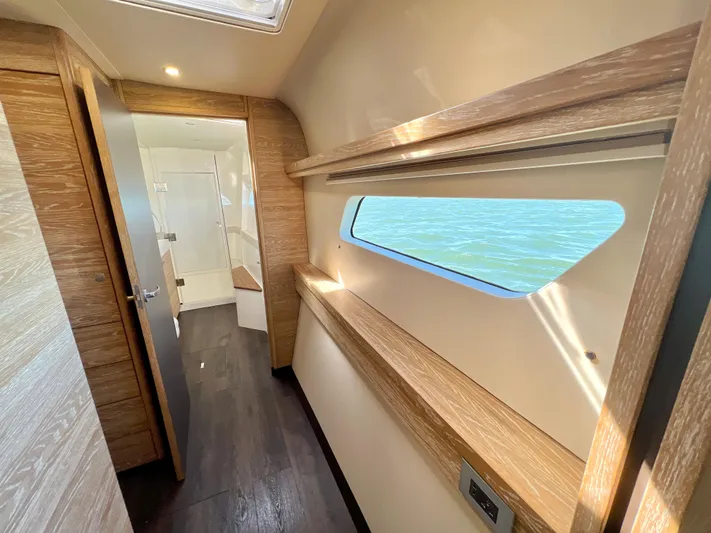 Fido Yacht Photos Pics 