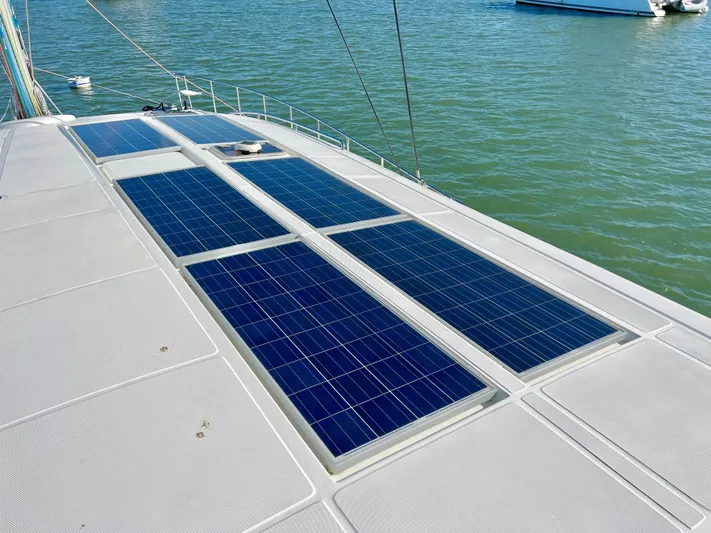 Fido Yacht Photos Pics 