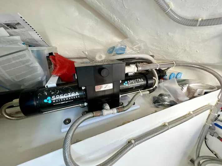 Fido Yacht Photos Pics 