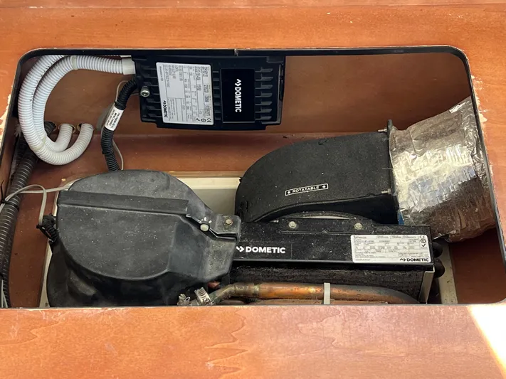 Fido Yacht Photos Pics 