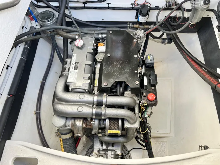 Fido Yacht Photos Pics 