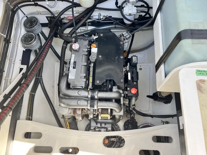 Fido Yacht Photos Pics 