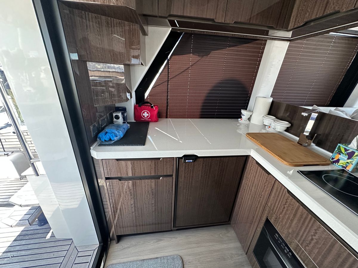 2023 Galeon 47 