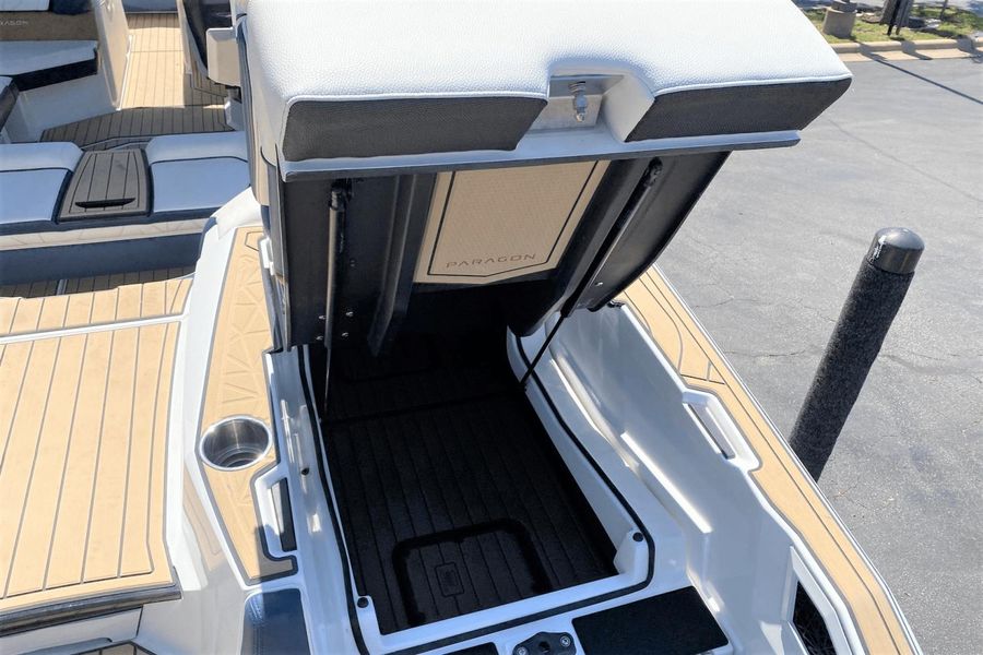 2021 Nautique Paragon