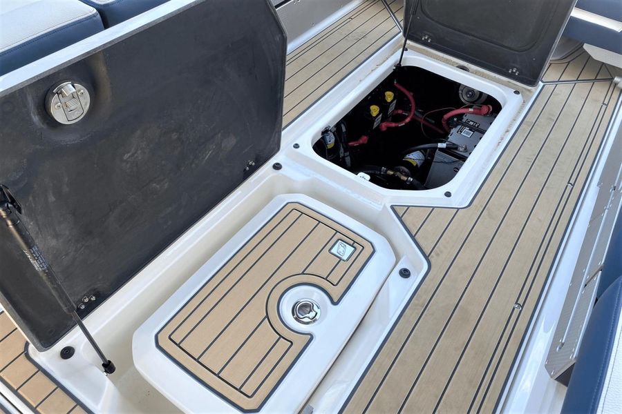 2021 Nautique Paragon