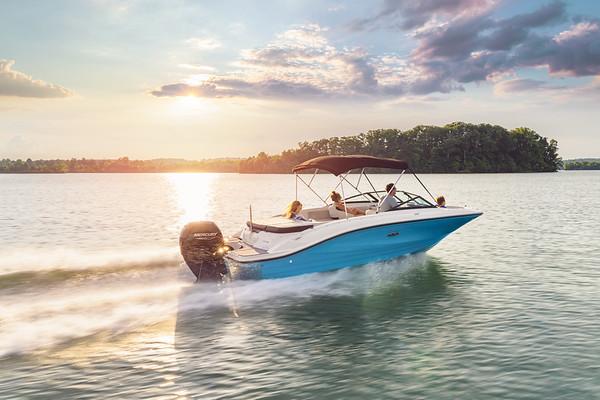 2023 Sea Ray SPX 210 Outboard
