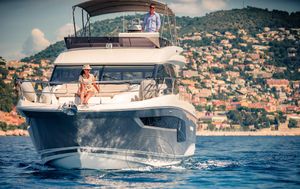 2018 Prestige 520