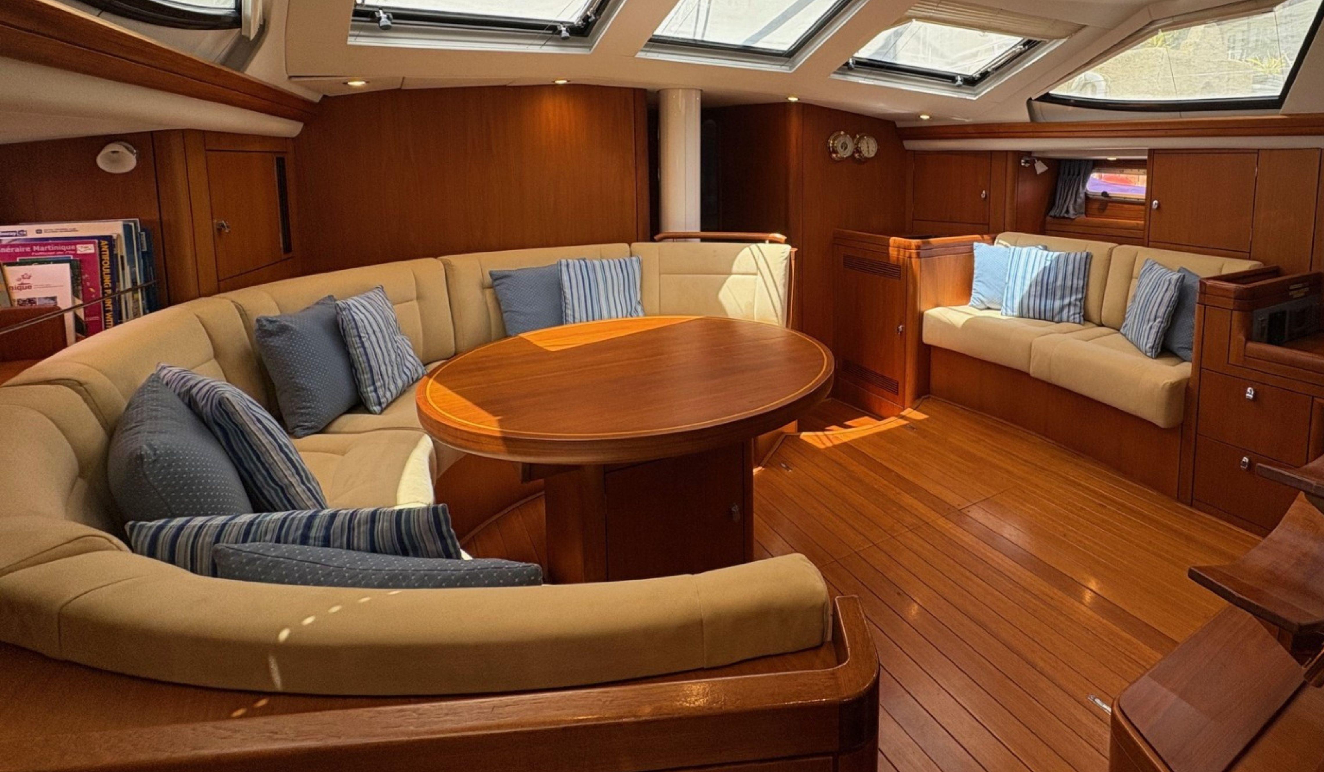 2008 Oyster 56 Cruiser for sale - YachtWorld