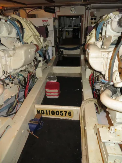 Bella Luna Yacht Photos Pics 