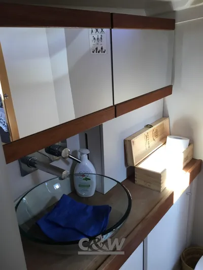  Yacht Photos Pics Hanse 445