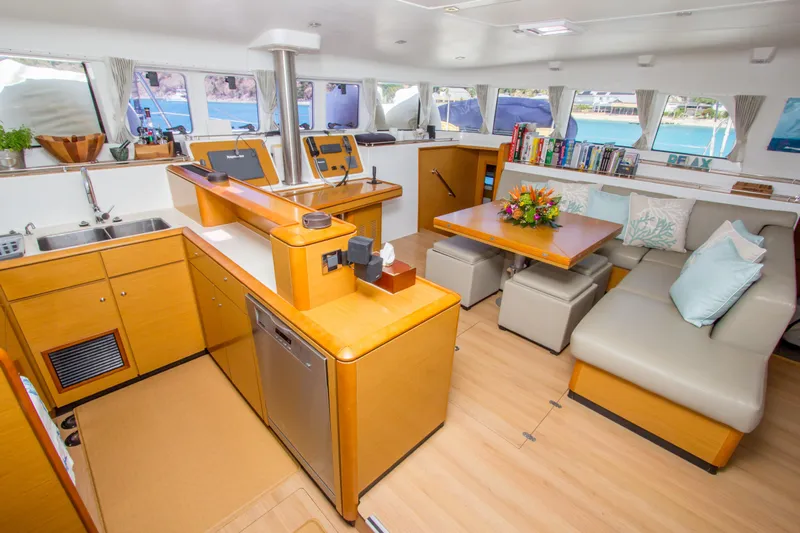 Azuria Yacht Photos Pics 