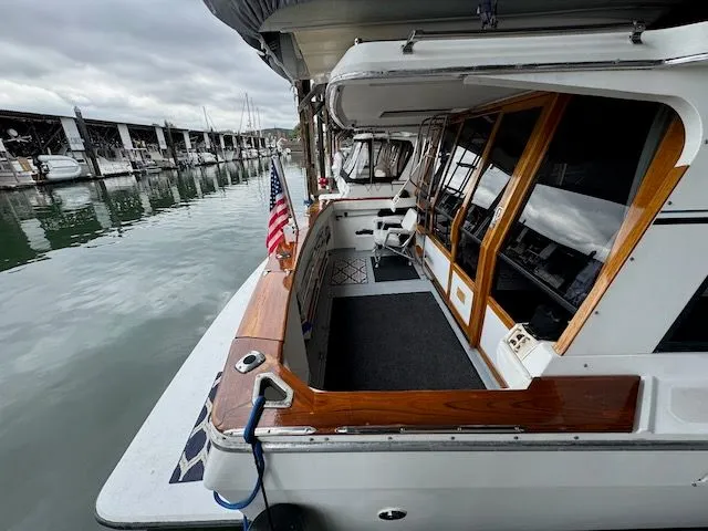 Blue Skys Yacht Photos Pics 