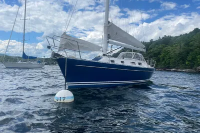 Freedom FREEDOM 35