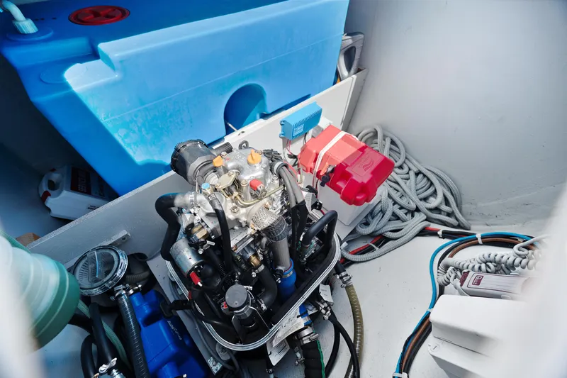 Curvy Mermaid Yacht Photos Pics 