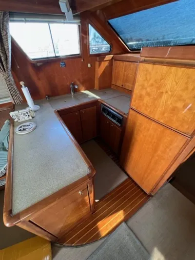 Rock And Reel Yacht Photos Pics 