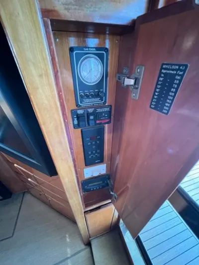 Rock And Reel Yacht Photos Pics 