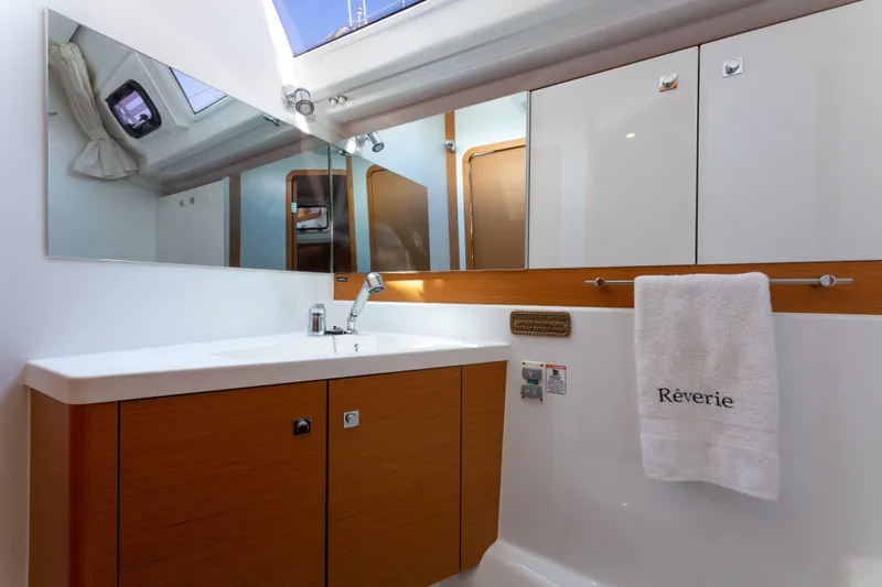 Shenanigans Yacht Photos Pics 