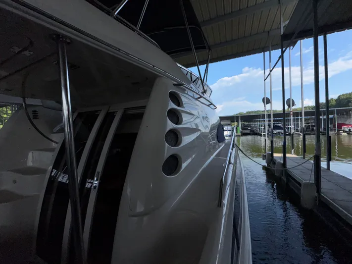 Soulmates Yacht Photos Pics 