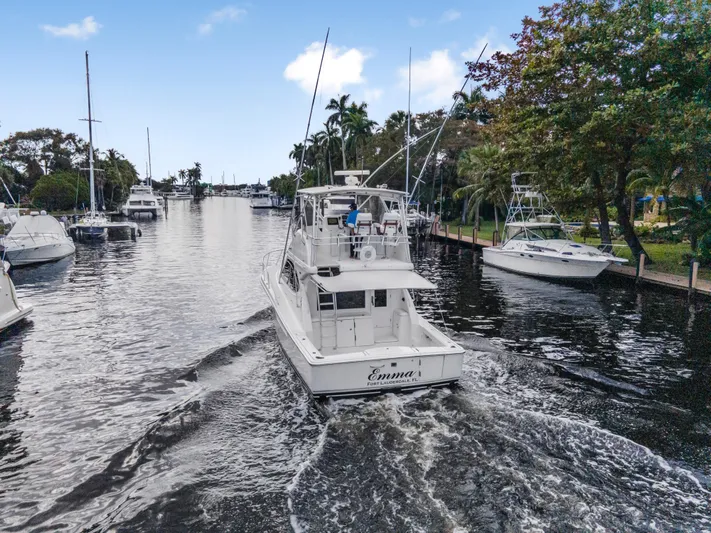 Emma Yacht Photos Pics 