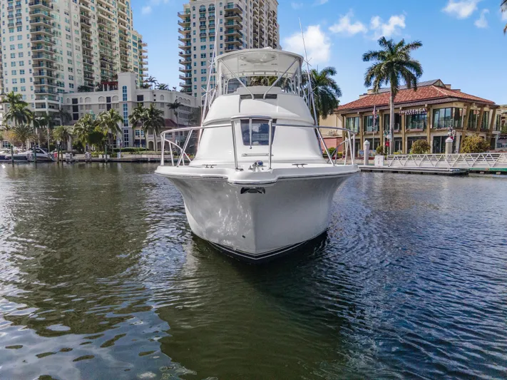 Emma Yacht Photos Pics 