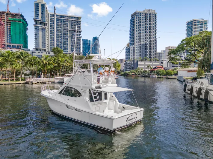 Emma Yacht Photos Pics 