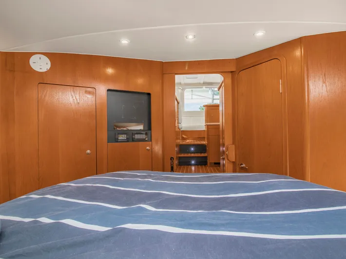 Emma Yacht Photos Pics 