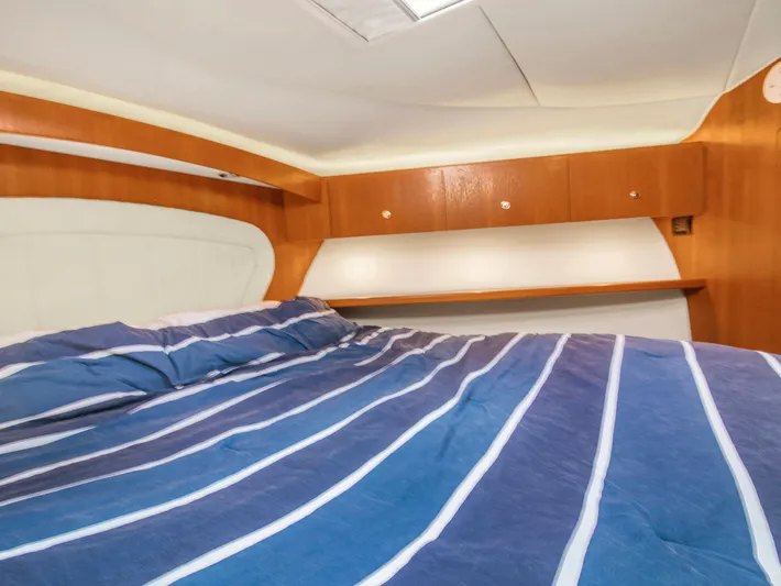 Emma Yacht Photos Pics 