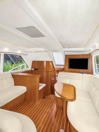 Emma Yacht Photos Pics 