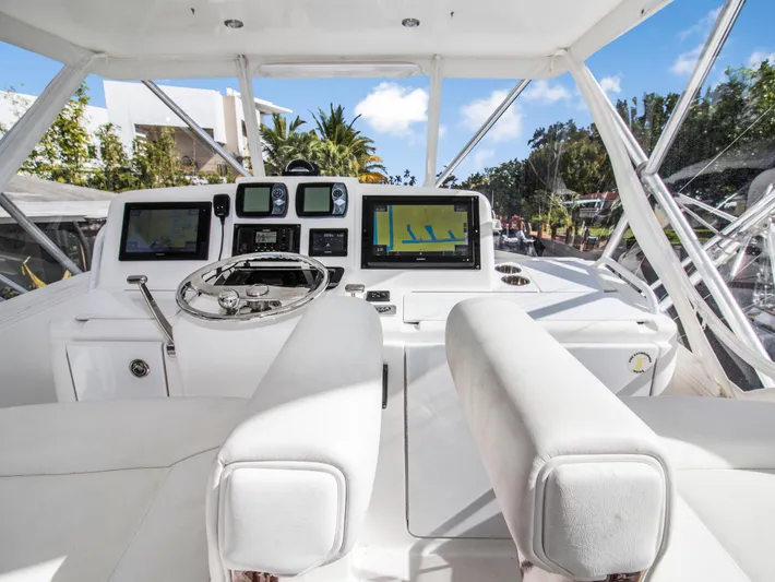 Emma Yacht Photos Pics 