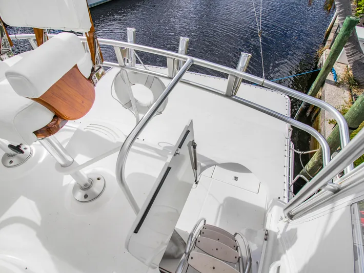 Emma Yacht Photos Pics 