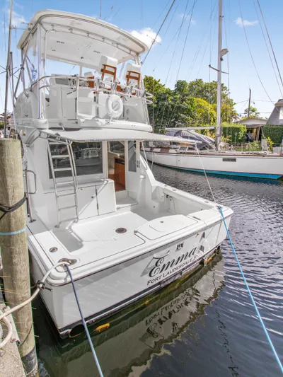 Emma Yacht Photos Pics 