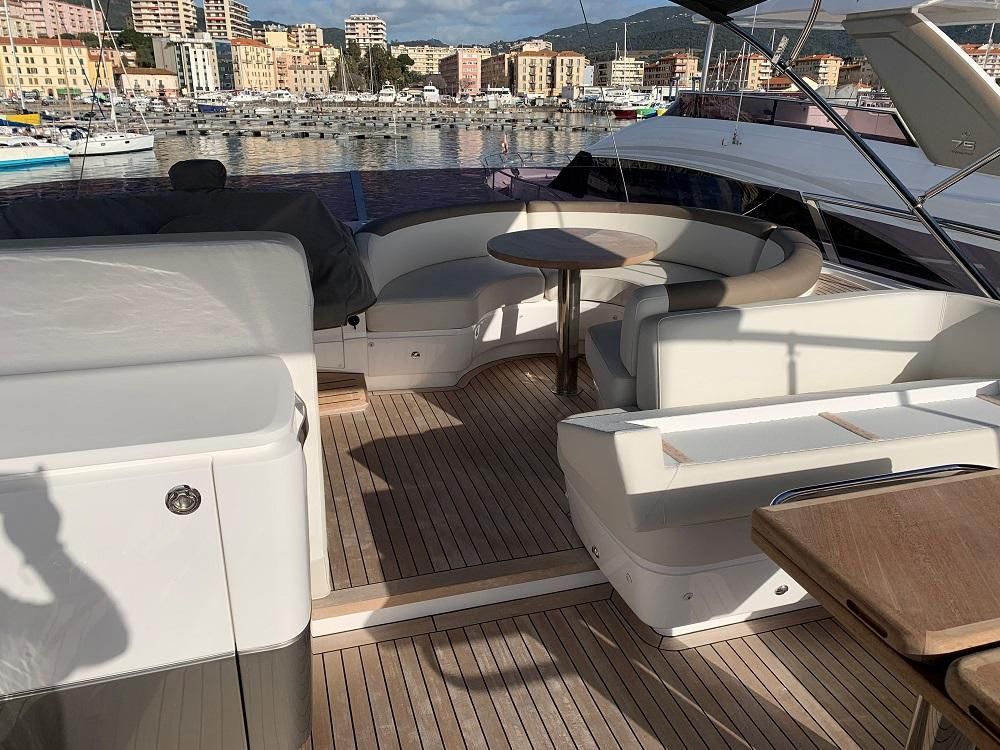 2020 Princess 63 