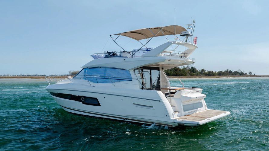 2019 Prestige 46 