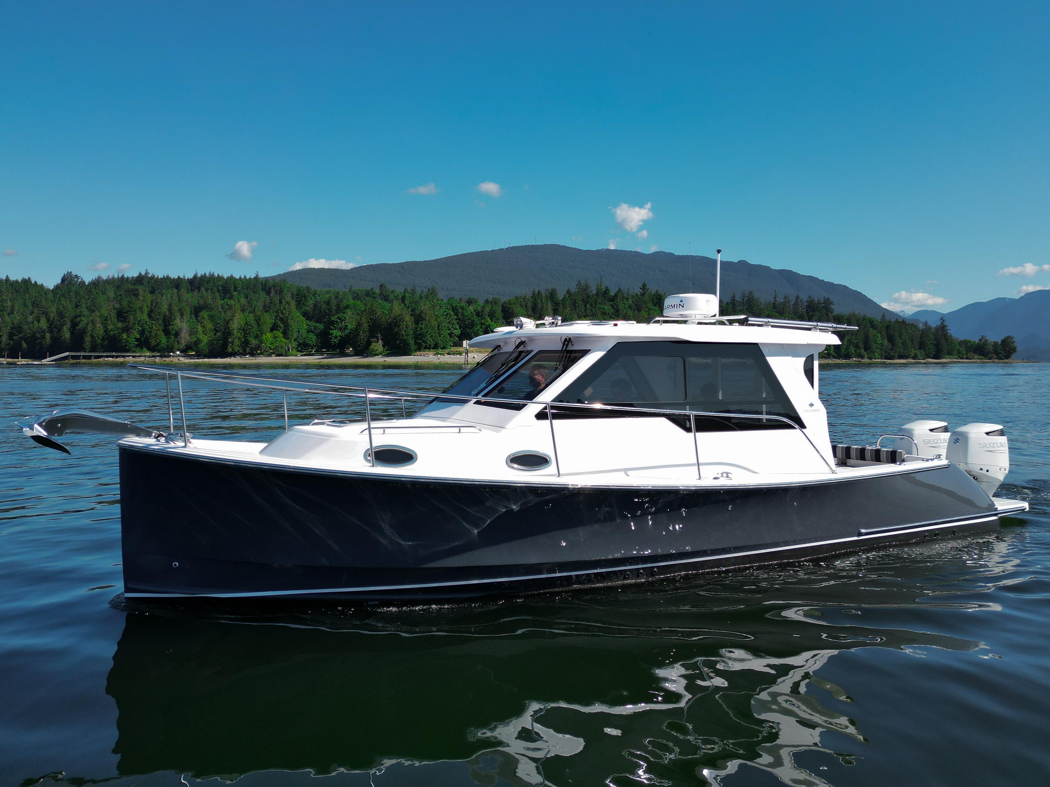 2022 True North 34 Outboard Express Cruiser for sale - YachtWorld