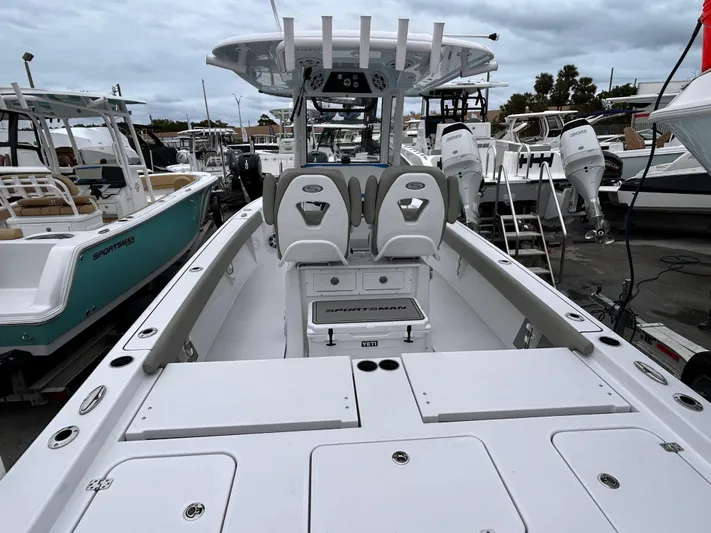  Yacht Photos Pics 2024 Sportsman 267 Masters - Image 6