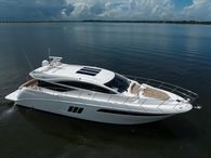 2017 Sea Ray L590