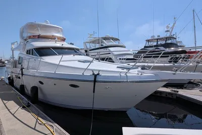 2004 Johnson Motor Yacht