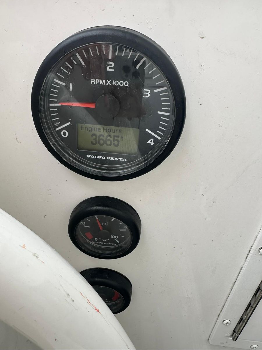 2019 Viking 44 