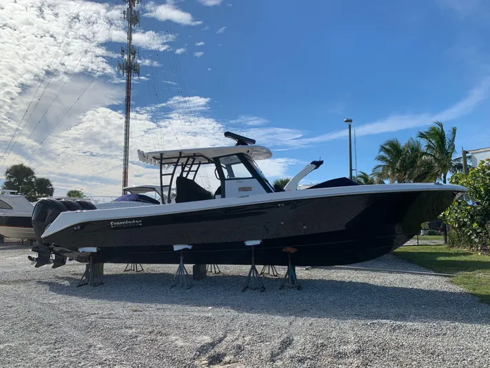  Yacht Photos Pics 2024 Everglades 365 Cc - Image 5