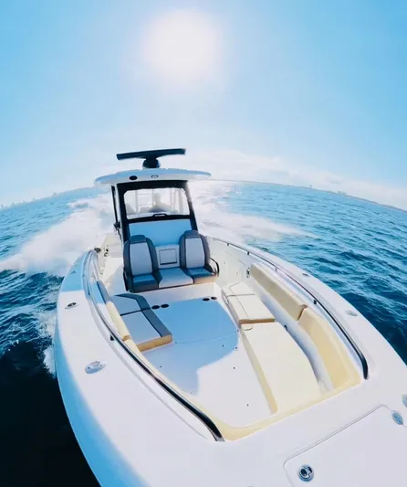  Yacht Photos Pics 2024 Everglades 365 Cc - Image 17