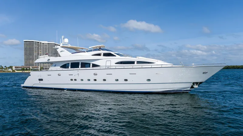  Yacht Photos Pics 