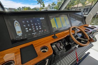 Yacht
