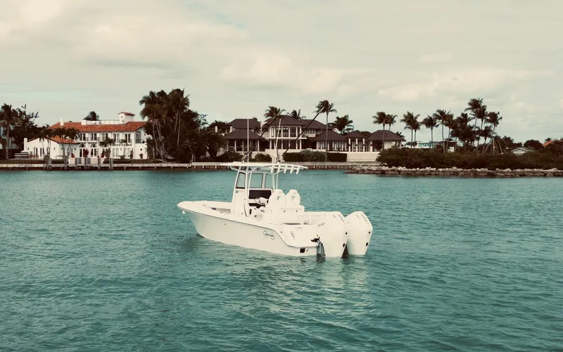  Yacht Photos Pics 2025 Limitless 27 Center Console