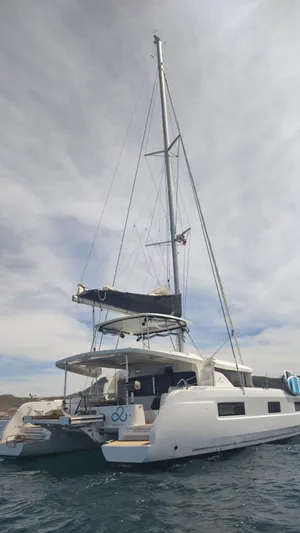 Nuberu Yacht Photos Pics 