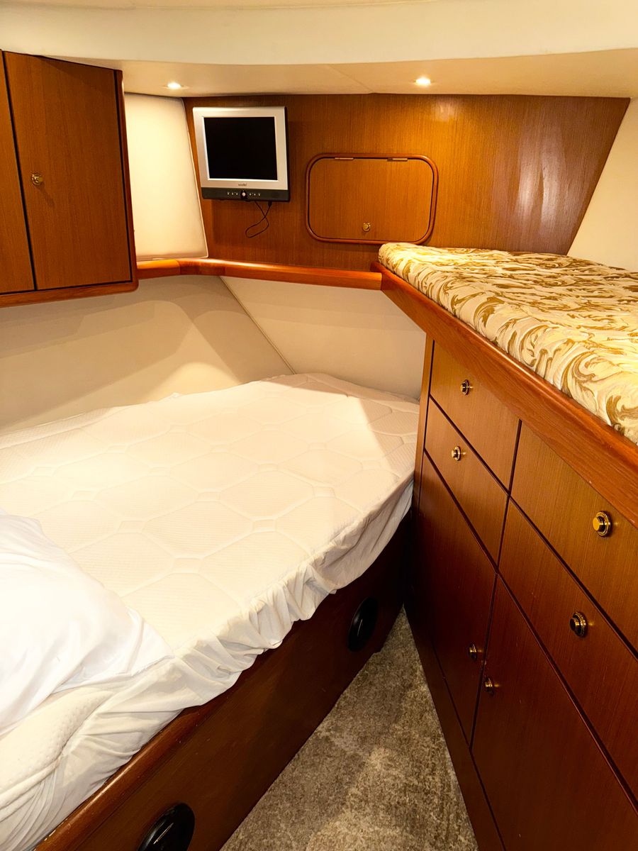 2005 Ocean Yachts 46 